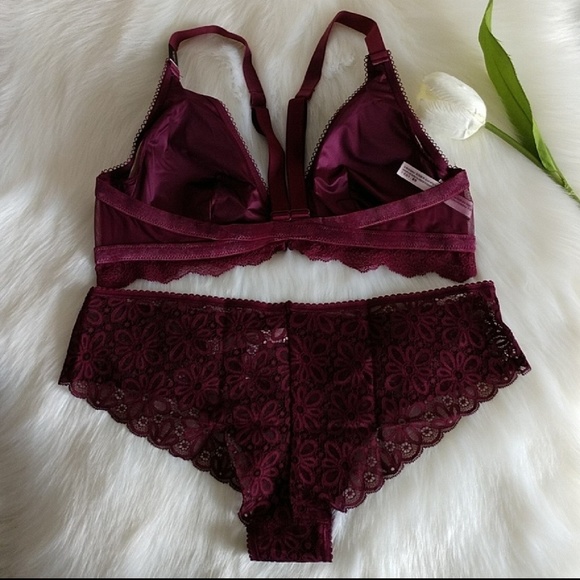 SOLD❌Size L VICTORIA'S SECRET BRALETTE + PANTY L. - Picture 4 of 6